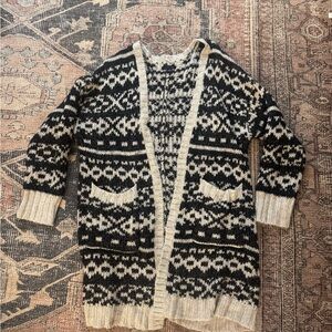 American Eagle Black and Cream Knit Cardigan Sweater